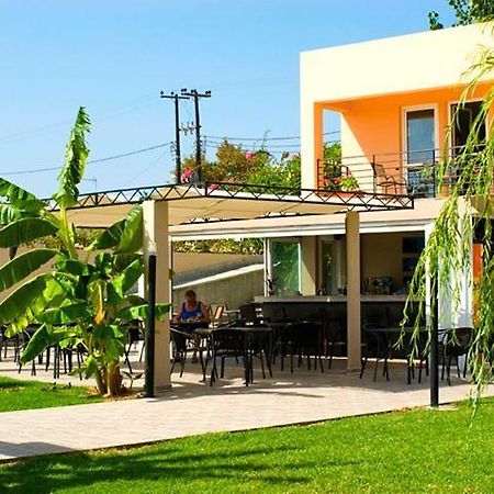 Alfa Hotel Apartments Gerani  エクステリア 写真