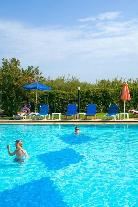 Alfa Hotel Apartments Gerani  エクステリア 写真