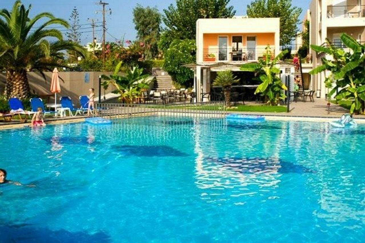 Alfa Hotel Apartments Gerani  エクステリア 写真