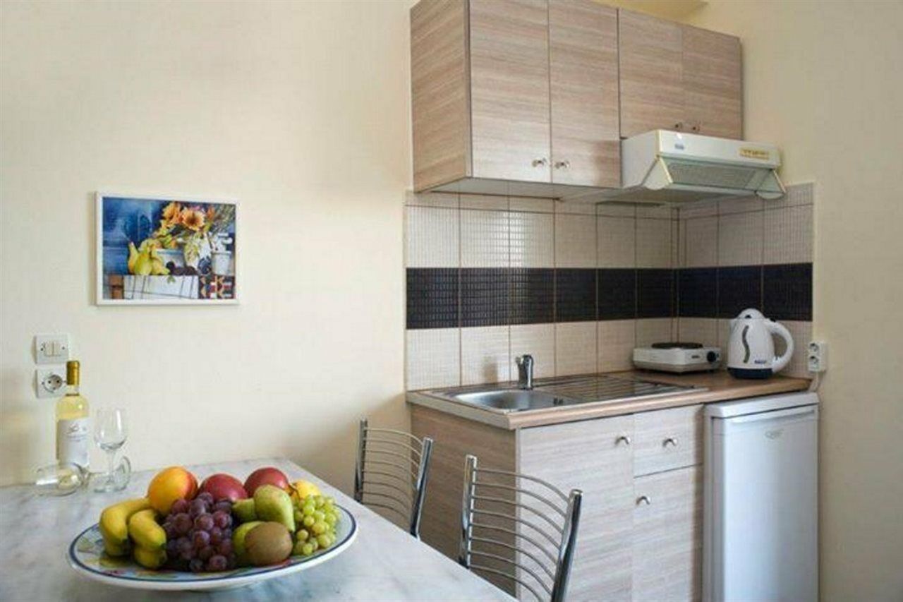 Alfa Hotel Apartments Gerani  エクステリア 写真