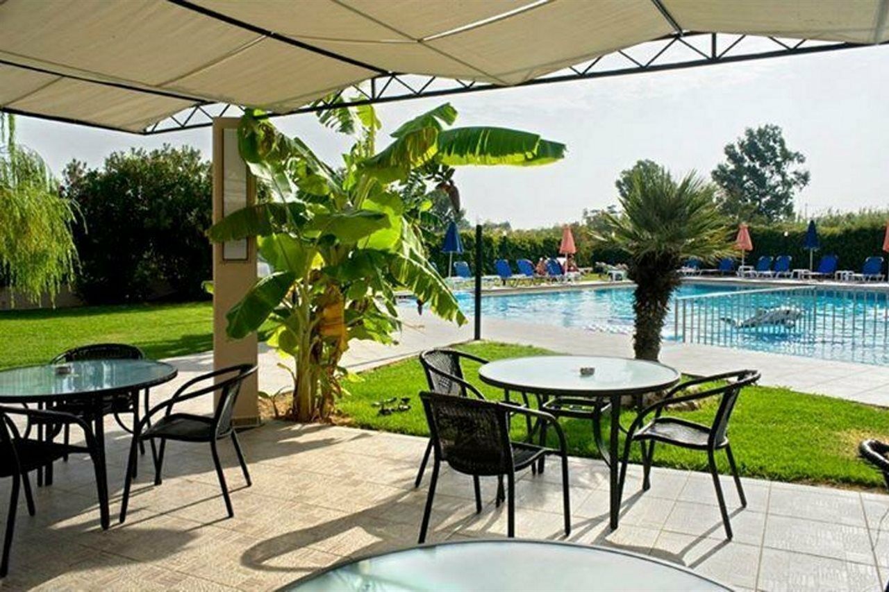 Alfa Hotel Apartments Gerani  エクステリア 写真