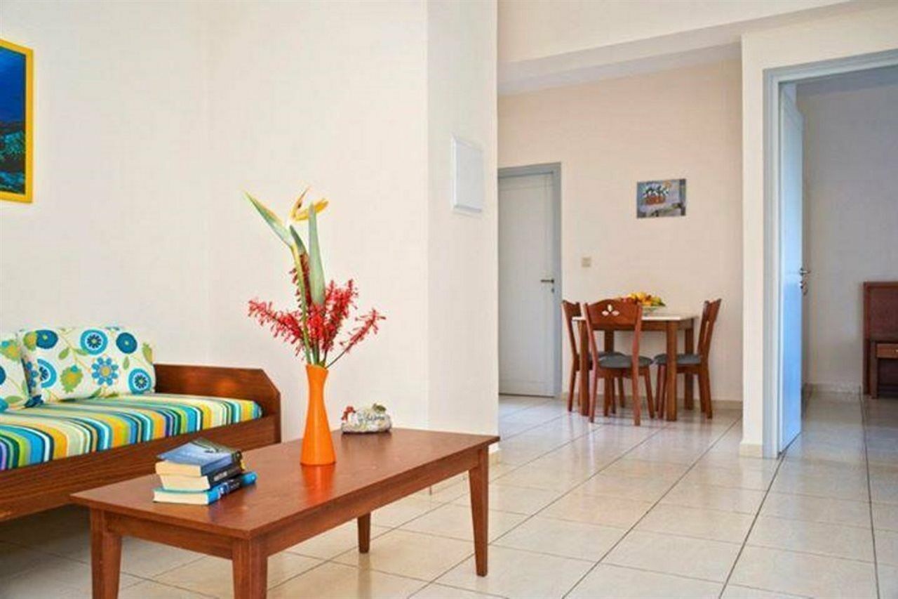 Alfa Hotel Apartments Gerani  エクステリア 写真